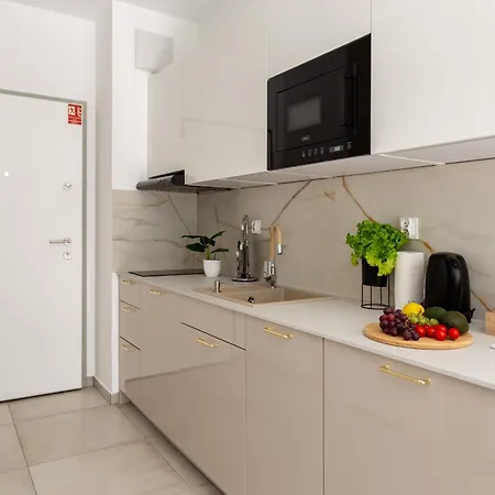 Apartment Apartamentygdansk Eu - Zurawie Ii - Iii *